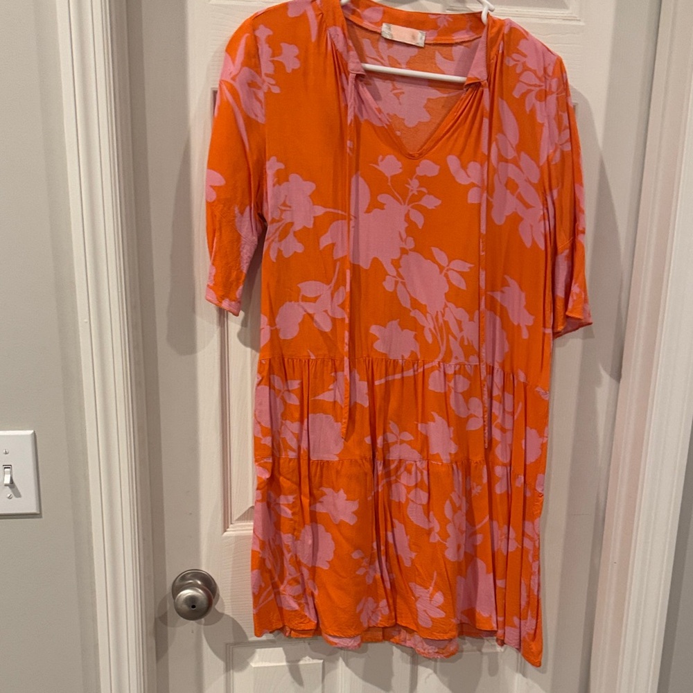 Chic Floral Mini Dress in Orange and Pink